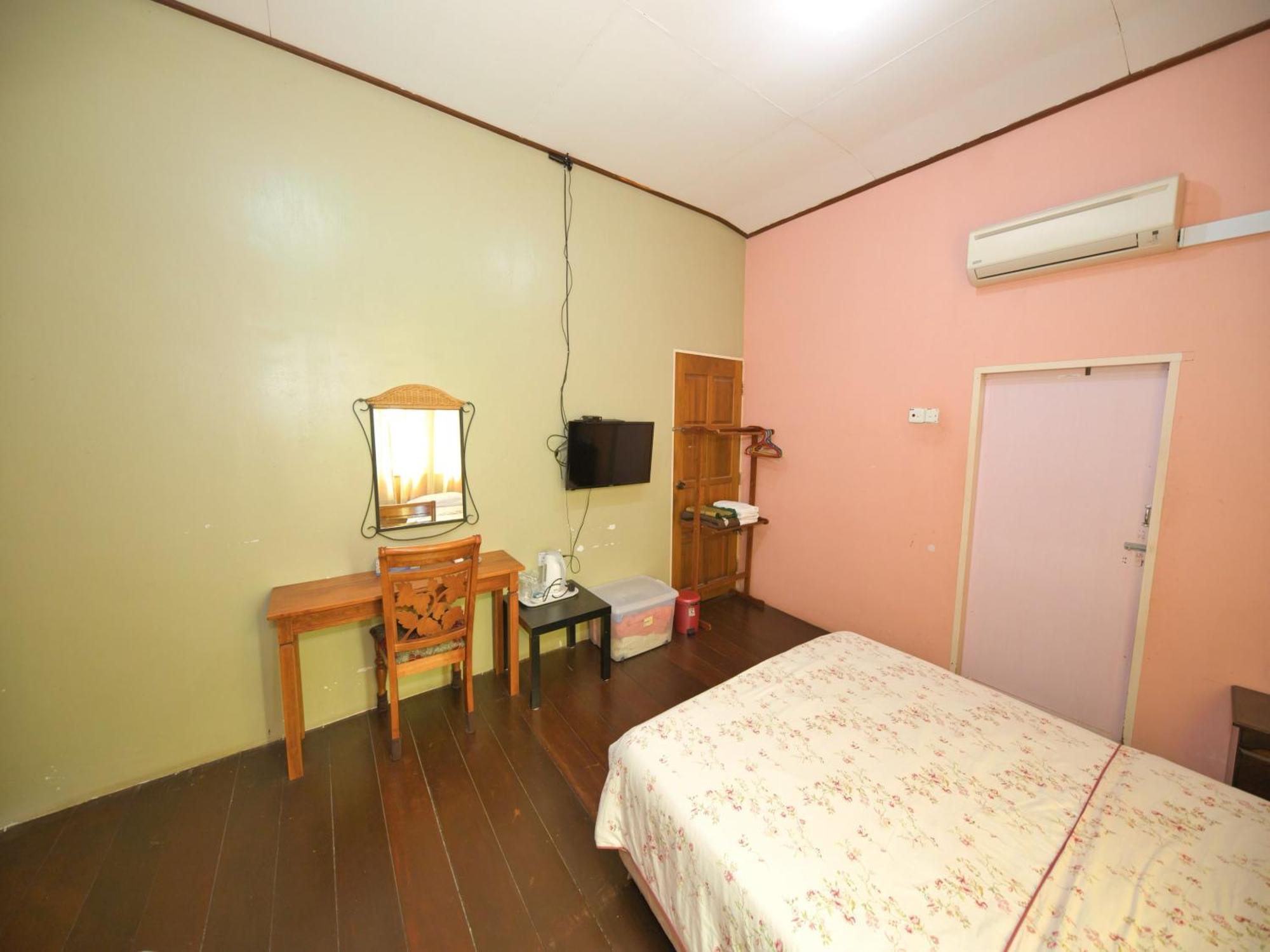 Oyo 90968 Teratak Samuderakita, Chalet & Guesthouse Kampong Gong Badak Eksteriør bilde